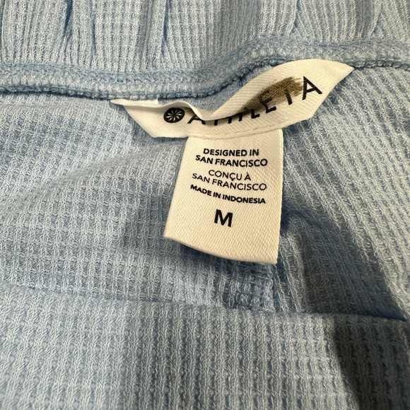 Athleta Wind Down Sleep Shorts Waffle Knit Light Blue Women's Size Medium NWT - Picture 4 of 10